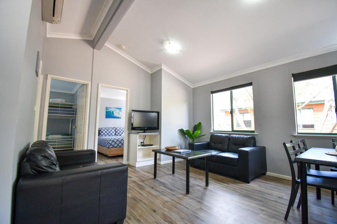 Gracetown Caravan Park Екстер'єр фото