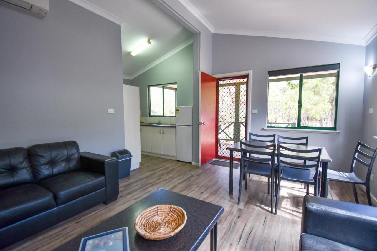Gracetown Caravan Park Екстер'єр фото