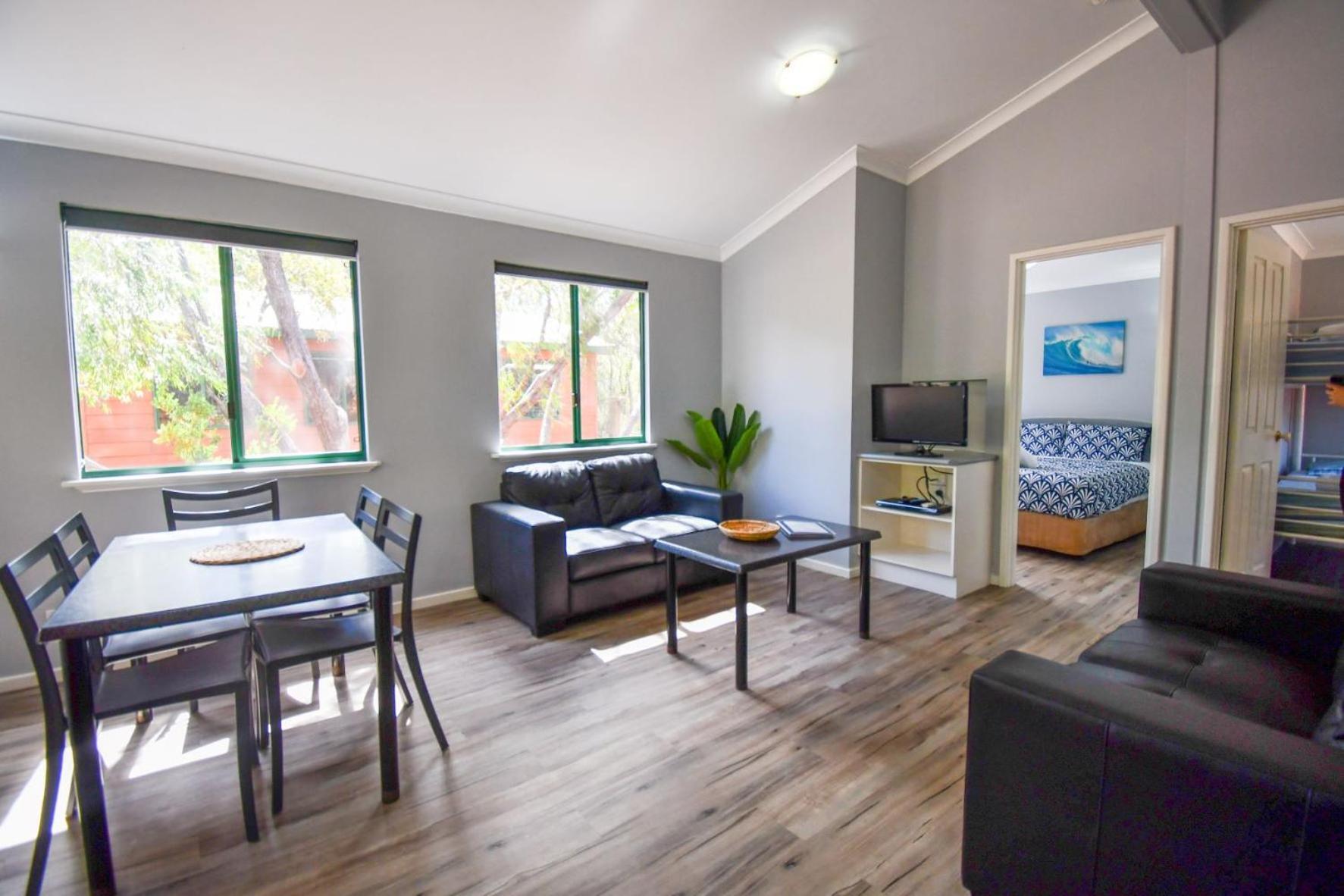 Gracetown Caravan Park Екстер'єр фото