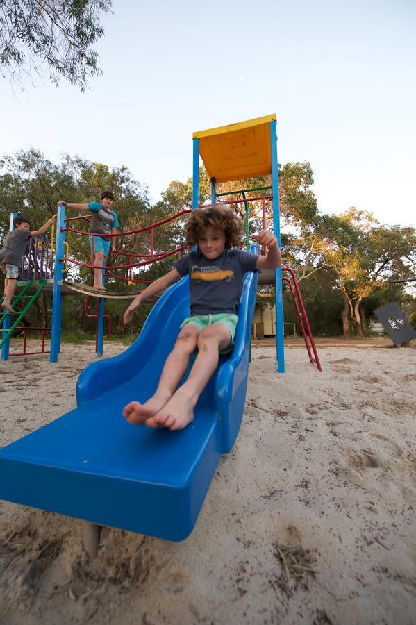 Gracetown Caravan Park Екстер'єр фото